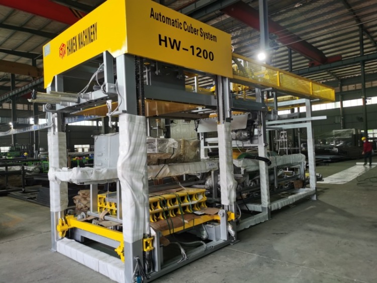 Automatic Concrete Blocks Bricks Pavers Palletizing Machine In Kyrgyzstan