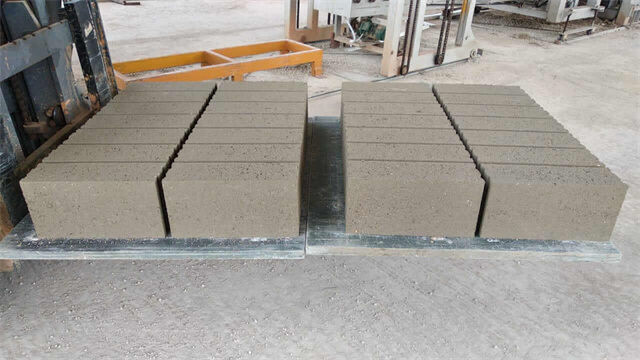 solid block made by block machine.jpg