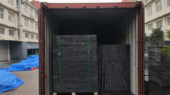 GMT Pallet in container.jpg